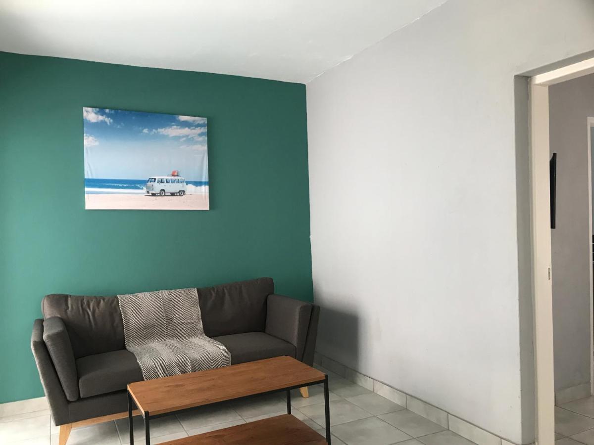 Aluve Guesthouse โจฮันเนสเบิร์ก ภายนอก รูปภาพ